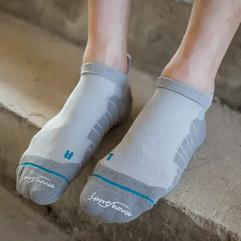 Pánske letné beží ponožky rýchle suchých pre profesionálne maratón šport a antibakteriálne vlastnosti.